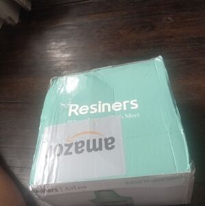 Resiners AirLess Resin Bubble Remover Machine - Open Box Condition Used....